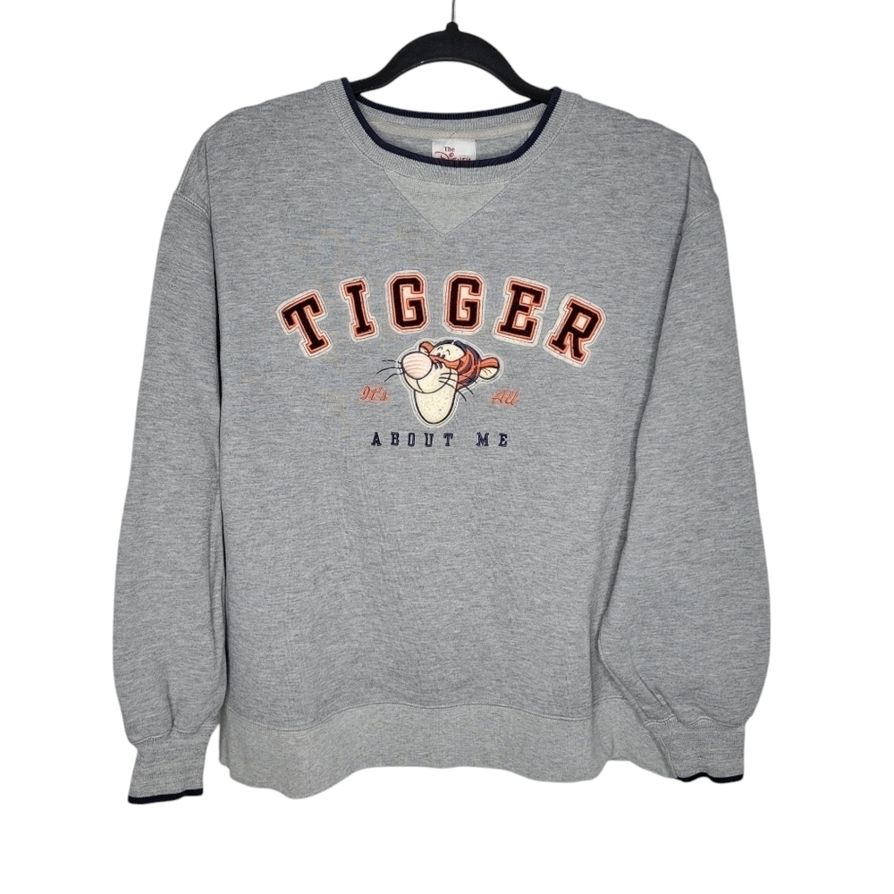 VTG Tigger Winnie The Pooh It's All About Me Embroidered Crewneck Sweatshirt